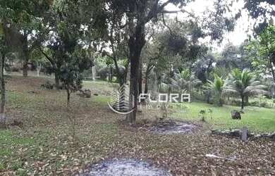 Imagem: A casa em condomínio possui 4 Dormitórios, 3 Banheiros, 5