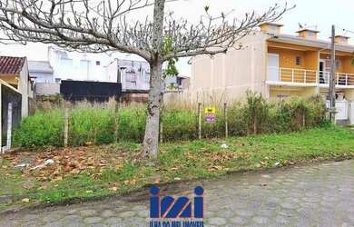 Imagem: O terreno possui 367-0m² de Área e está localizado em Alexandra