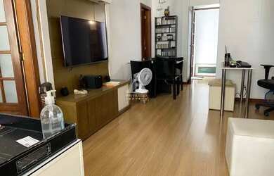 Imagem: A casa possui 2 Dormitórios, 2 Banheiros, 1 Vaga na garagem