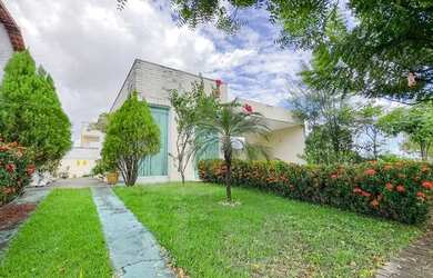 Imagem: A casa em condomínio possui 3 Dormitórios, 3 Banheiros, 3