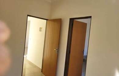 Imagem: A casa possui 2 Dormitórios, 2 Banheiros, 4 Vagas na garagem