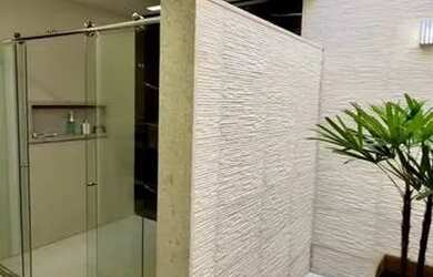 Imagem: A casa em condomínio possui 5 Dormitórios, 5 Banheiros, 500m²