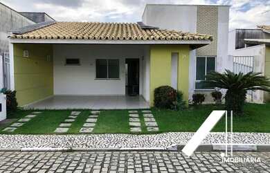 Imagem: A casa em condomínio e possui 3 Dormitórios, Suítes, 1 Banheiro