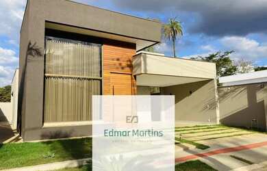 Imagem: A casa possui 3 Dormitórios, 3 Banheiros, 2 Vagas na garagem