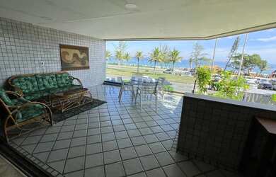 Imagem: O apartamento possui 4 Dormitórios, 5 Banheiros, 3 Vagas na