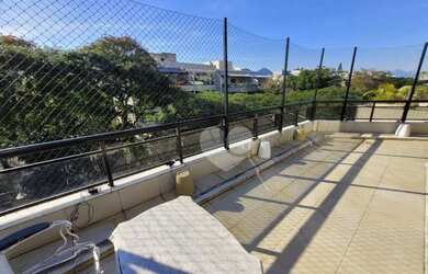 Imagem: O apartamento na cobertura possui 3 Dormitórios, 5 Banheiros