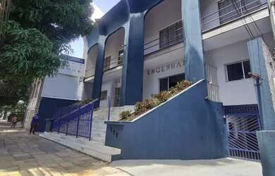 Imagem: O depósito possui 2 Vagas na garagem, 84m² de Área e está