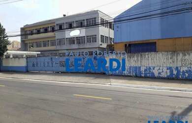 Imagem: O depósito possui 11.978m² de Área e está localizado em