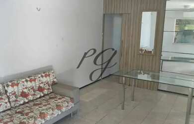 Imagem: A casa possui 3 Dormitórios, 3 Banheiros, 2 Vagas na garagem