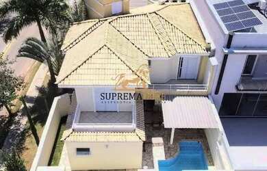 Imagem: A casa em condomínio à venda possui 4 Dormitórios, 4 Banheiros