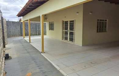 Imagem 7: Alugo Casa de esquina com piscina no Bairro dos Estados