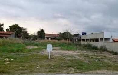 Imagem: O terreno possui 360m² de Área, Imóvel novo e está localizado