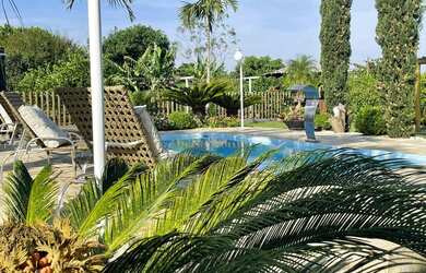 Imagem: A casa em condomínio possui 2 Dormitórios, 4 Banheiros, 4