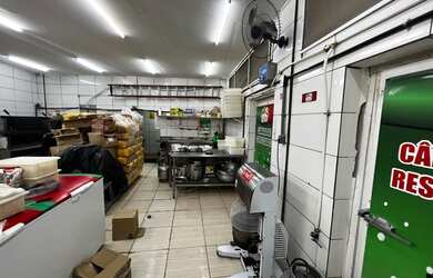 Imagem 12: Passo ponto faturando. 500m² de Áreae5 Vagas na garagem