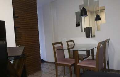 Imagem: O apartamento possui 1 Dormitório, 1 Banheiro, 2 Vagas na garagem