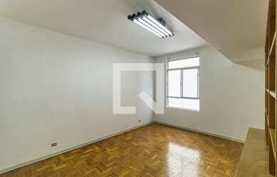 Imagem: O apartamento possui 1 Dormitório, 1 Banheiro, 47m² de Área