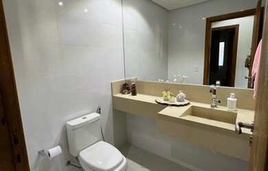 Imagem: A casa em condomínio possui 5 Dormitórios, 2 Banheiros, 5