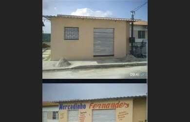 Imagem: A casa possui 2 Dormitórios, 2 Banheiros e 1 Vaga na garagem