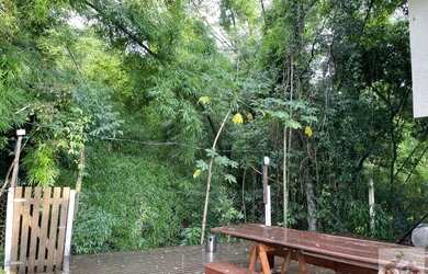 Imagem: A casa possui 3 Dormitórios, 3 Banheiros, 3 Vagas na garagem