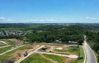 Imagem: O terreno possui 164m² de Área e está localizado em Passo