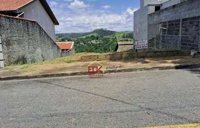 Imagem: O terreno possui 250m² de Área e está localizado em Jardim