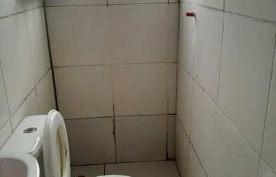 Imagem 3: Alugo Apt amplo. Varanda, 2 Banheirose2 Dormitórios