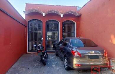 Imagem: O depósito possui 235m² de Área e está localizado em Centro