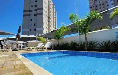 Imagem: O apartamento possui 2 Dormitórios, 1 Banheiro, 1 Vaga na garagem