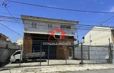 Imagem: O depósito possui 4 Vagas na garagem e 850m² de Área e está