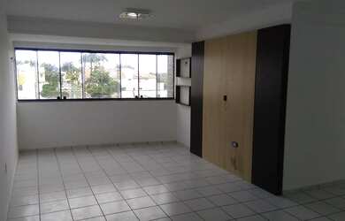 Imagem: O apartamento possui 3 Dormitórios, 3 Banheiros, 2 Vagas na