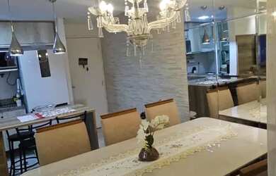 Imagem: O apartamento possui 2 Dormitórios, 1 Banheiro, 1 Vaga na garagem