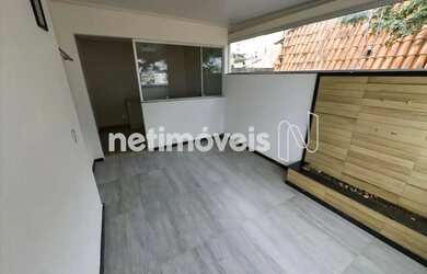 Imagem: O apartamento possui 2 Dormitórios, 2 Banheiros, 2 Vagas na