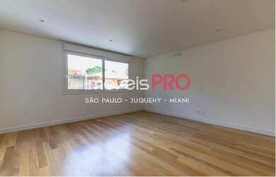 Imagem 11: Casa de alto padrão 525m² para Venda na Granja Julieta