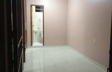 Imagem: A kitnet possui 1 Dormitório e 1 Banheiro e está localizado