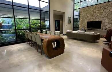 Imagem: A casa em condomínio possui 3 Dormitórios, 4 Banheiros, 4