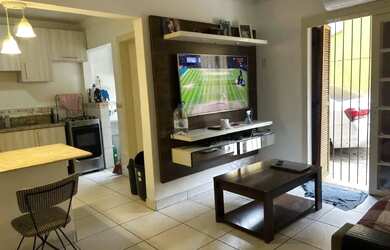 Imagem: O apartamento possui 2 Dormitórios, 2 Banheiros, 1 Vaga na