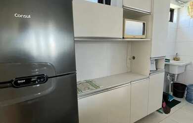 Imagem: O apartamento possui 1 Dormitório, 1 Banheiro, 1 Vaga na garagem