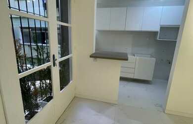 Imagem 5: Apartamento JK todo reformado para venda no Menino Deus - Porto Alegre - RS