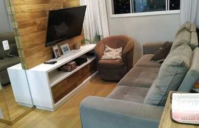 Imagem: O apartamento possui 2 Dormitórios, 1 Banheiro, 1 Vaga na garagem