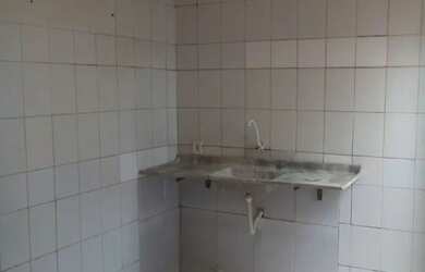 Imagem 14: Salãozinho com cozinha e wc Edicula nos fundos em Ipigua bairro Res Atenas