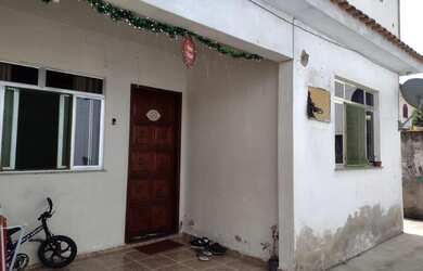 Imagem: A casa possui 2 Dormitórios, 1 Banheiro, 1 Vaga na garagem