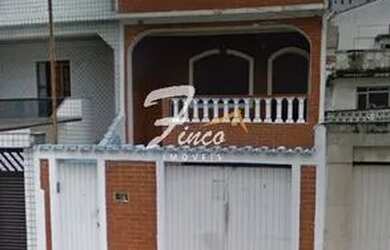 Imagem: A casa possui 2 Dormitórios, 2 Banheiros, 2 Vagas na garagem