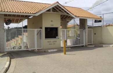 Imagem: A casa em condomínio possui 3 Dormitórios, 2 Banheiros, 2