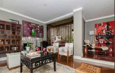 Imagem: O apartamento possui 3 Dormitórios, 4 Banheiros, 4 Vagas na