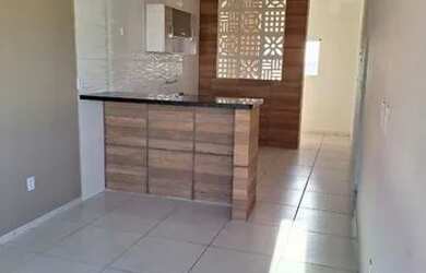 Imagem: A casa possui 2 Dormitórios, 1 Banheiro, 1 Vaga na garagem