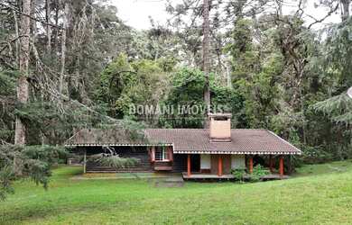 Imagem: A casa em condomínio possui 2 Dormitórios, 1 Banheiro, 4 Vagas