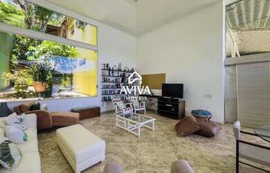 Imagem 10: Deslumbrante residência costeira no renomado Condomínio Portogalo, em...