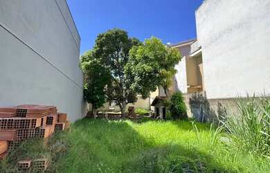 Imagem: O terreno possui 300m² de Área e está localizado em Camboinhas