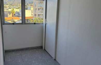 Imagem: O depósito possui 24m² de Área e está localizado em Cascadura