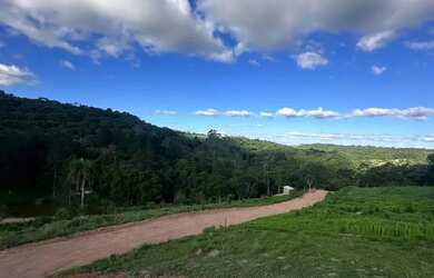 Imagem 1: Refúgio Natural com Estrutura Completa 500m² em Ibiúna-SP